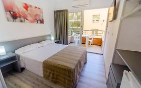 Hostal Anna Benidorm